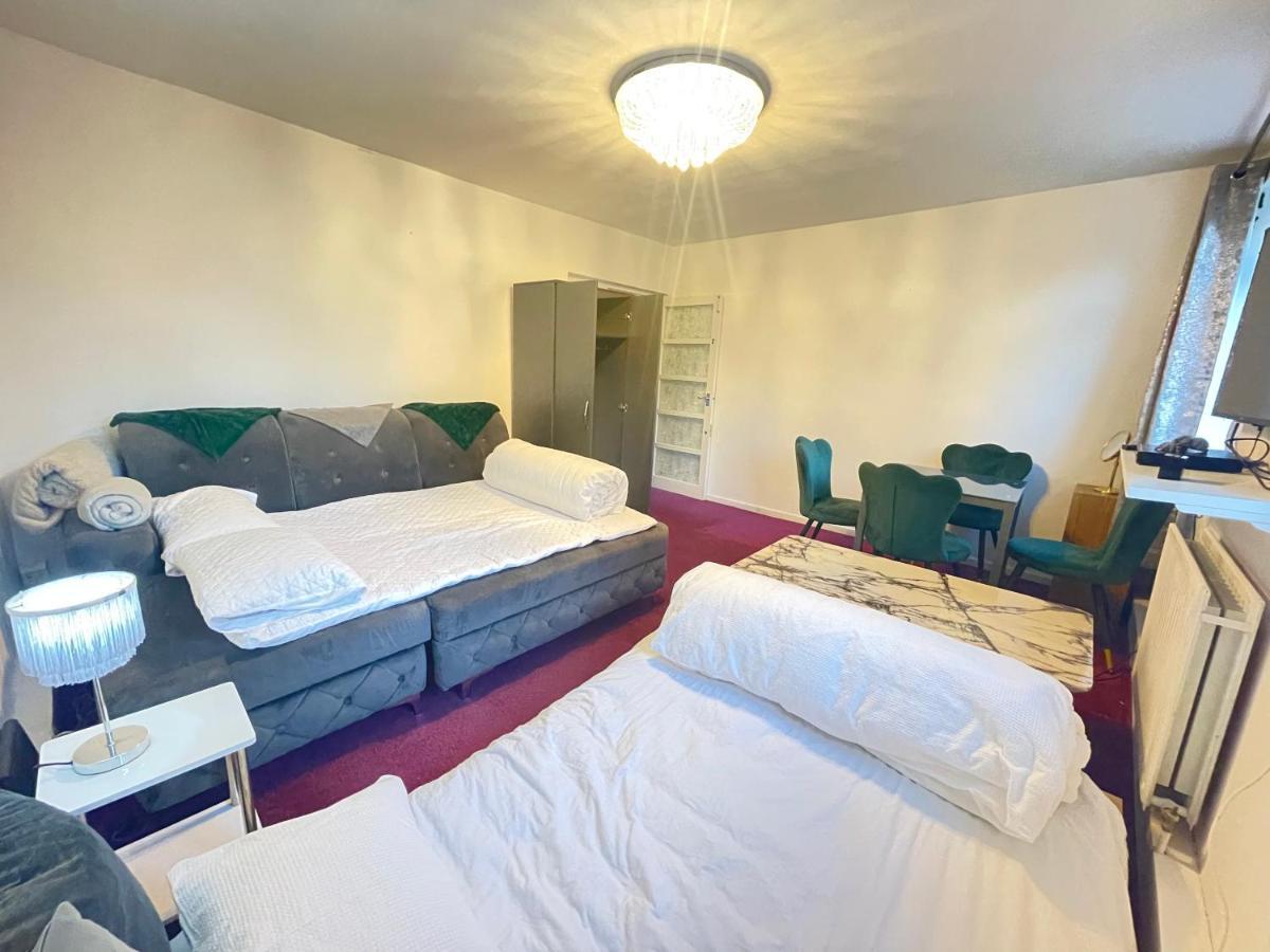 Room With Shared Kitchen 런던 외부 사진